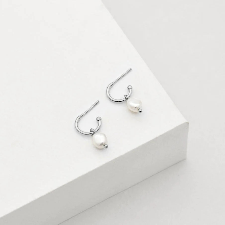 Linda Tahija - Baroque Pearl Earrings Silver