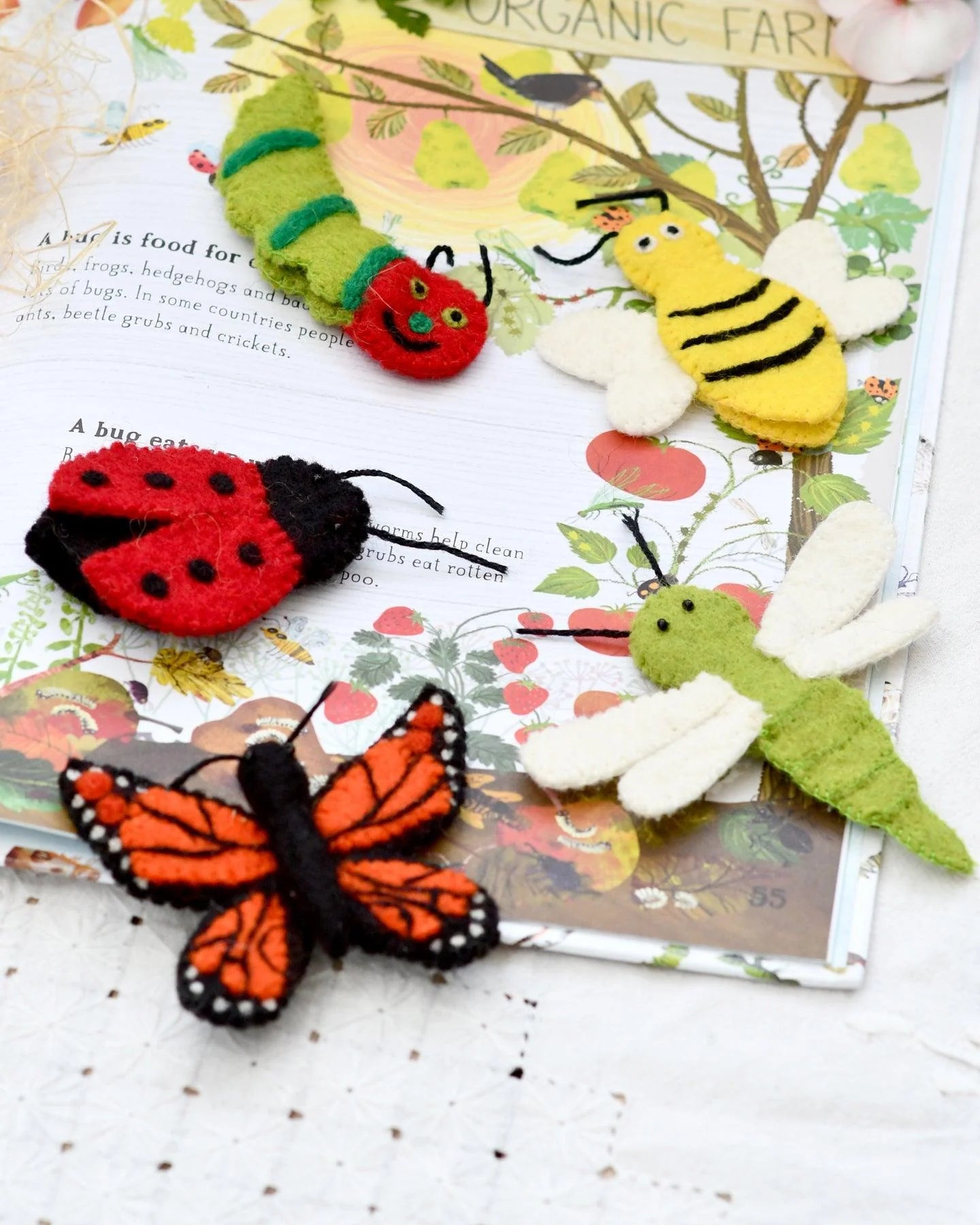 Tara Treasures - Finger Puppet Set - Insects and Bugs