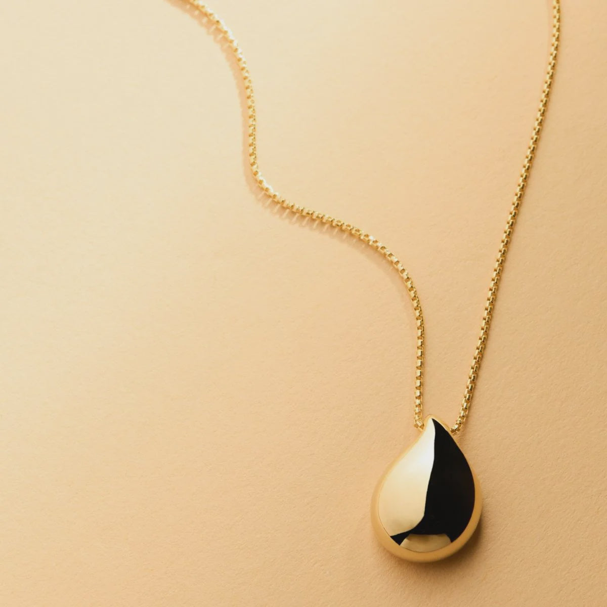 Najo - Sunshower Pendant Necklace Gold - The Ivy Room Adelaide