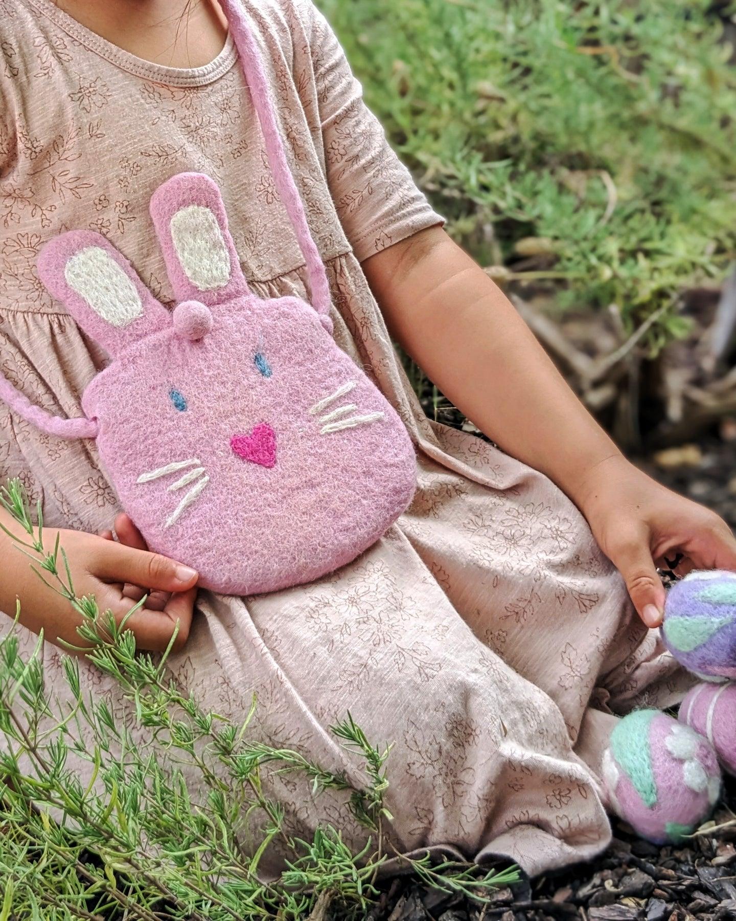 Tara Treasures - Felt Easter Bunny Bag