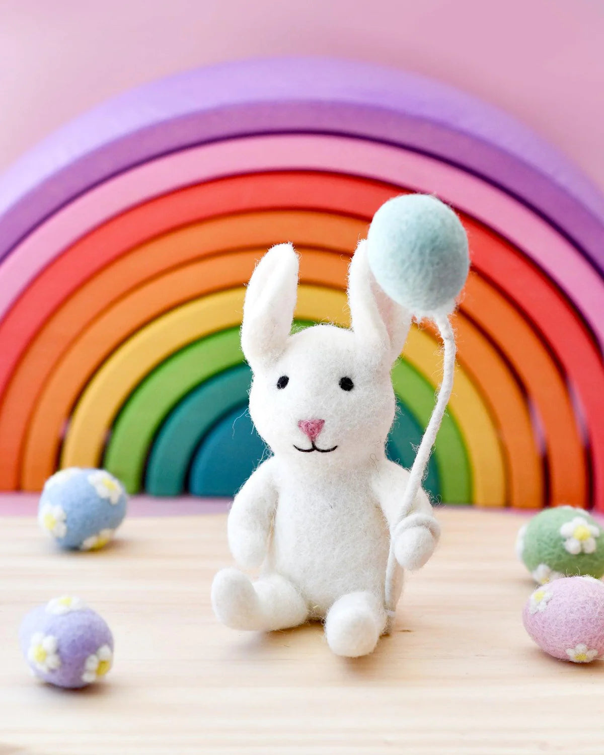Tara Treasures - Felt Rabbit with Balloon