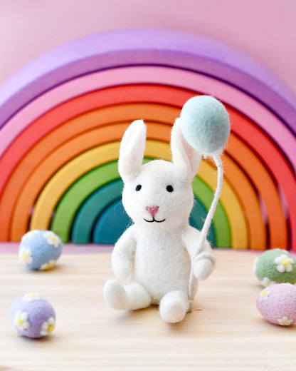 Tara Treasures - Felt Rabbit with Balloon - The Ivy Room Adelaide