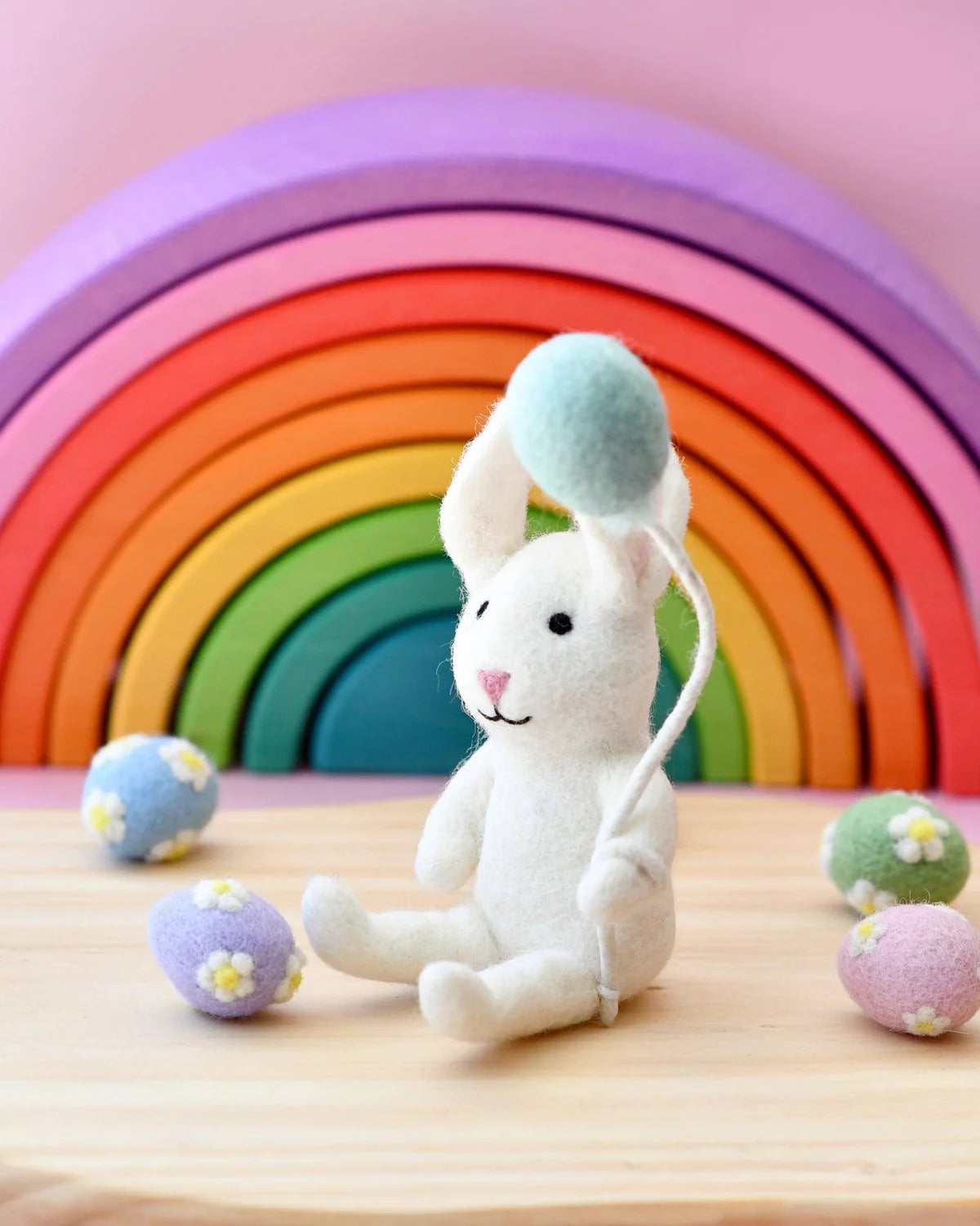Tara Treasures - Felt Rabbit with Balloon