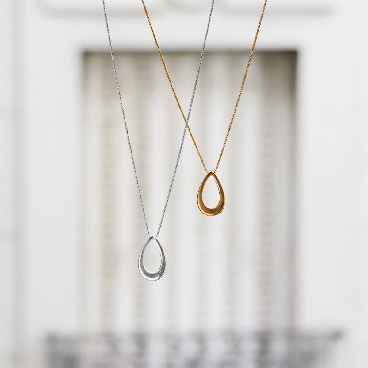Najo - Vivante Pendant Necklace