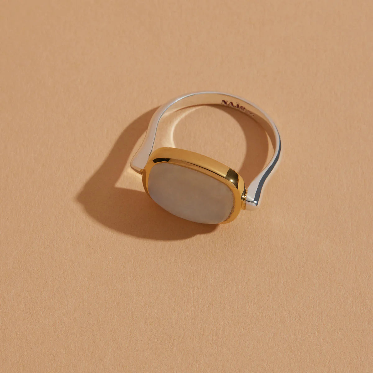 Najo - Fleur Rainbow Moonstone Ring