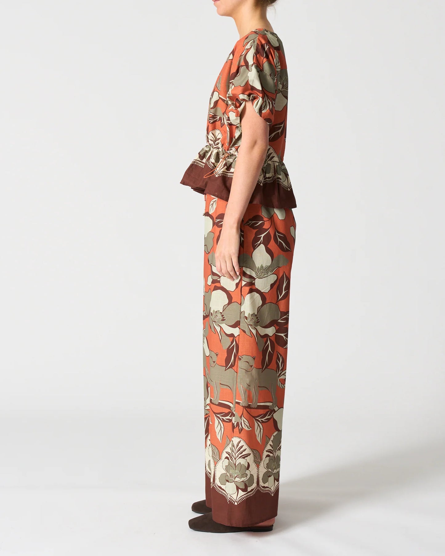 Walnut - Santiago Top | Jaguar Jungle Orange