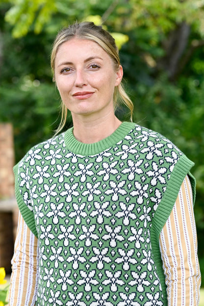 Lazybones - Jo Vest / Flowers