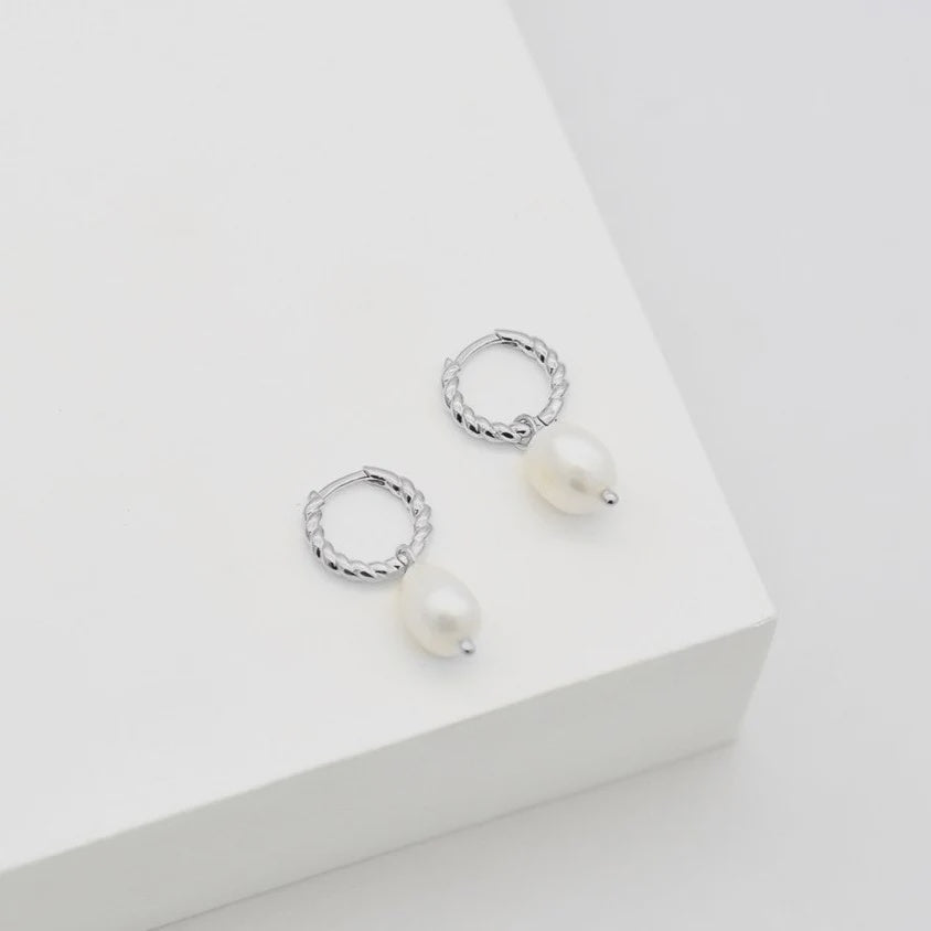 Linda Tahija - Baroque Pearl Huggie Earrings Silver
